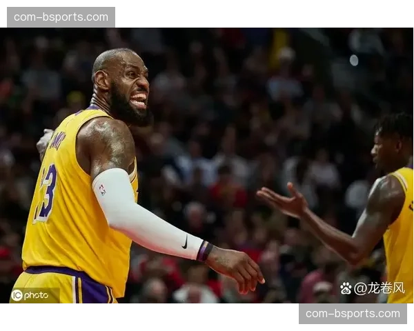 开拓者进攻效率持续低迷 年轻球员成长需时日 开拓者进攻效率持续低迷 年轻球员成长需时日