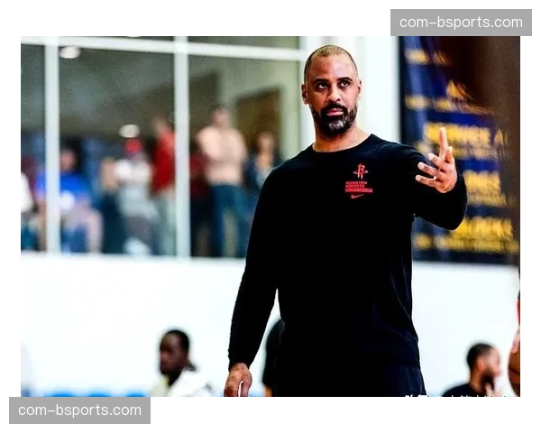 乌度卡轮换逻辑矛盾,收官迷信防守阵容却弃用空间点谢泼德 乌度卡轮换逻辑矛盾,收官迷信防守阵容却弃用空间点谢泼德